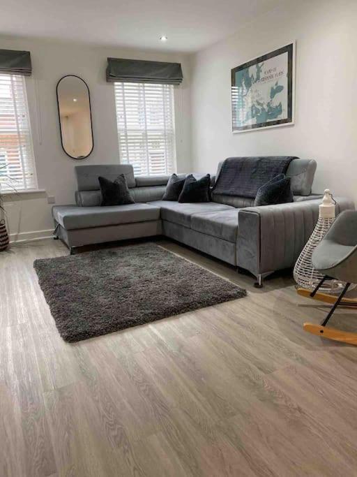 Luxury Town Centre Apartment Walking Distance To Rsc Theatre Stratford-upon-Avon Exteriör bild